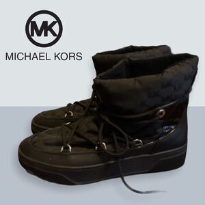 Michael Kors Signature 4 Eye Short Black Boots 8